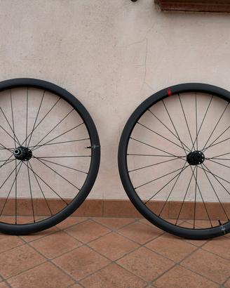 Ruote in carbonio 38 Miche