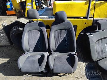 Tappezzeria interno sedili fiat punto 2015