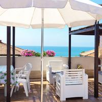 Attico in villa sul mare a 2 passi dalla spiaggia