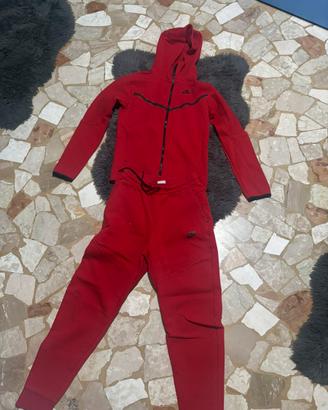 Tuta nike tech rossa