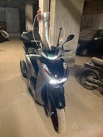 Honda sh 350