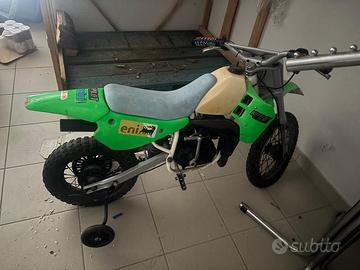 Moto benzina bambinj