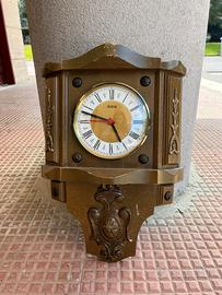 Orologio da parete d’epoca in legno Astra