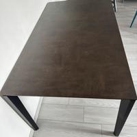 Tavolo connubia pentagon