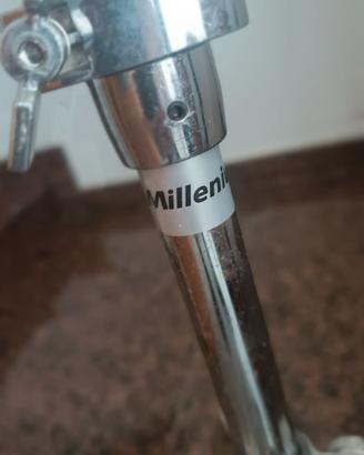 Asta per batteria Millennium – buono stato