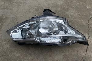 Kit Peugeot 208 1.4 HDi Telaio Radiatore Far