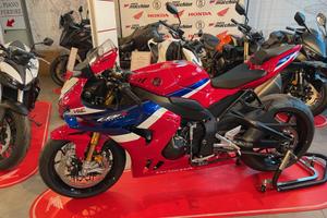 Honda CBR 1000 RRR SP