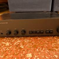 pre amp NAD 1020A