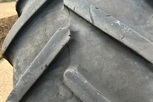 Gomme/pneumatici trattore