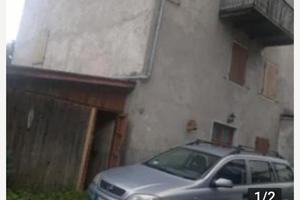 Stupenda casa di testa.