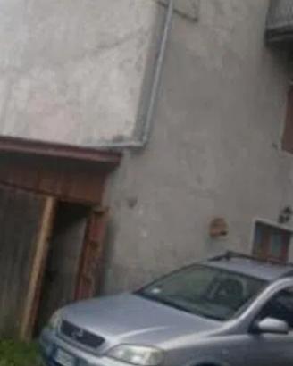 Stupenda casa di testa.