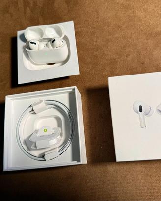 AirPods Pro 1 (Lightning)