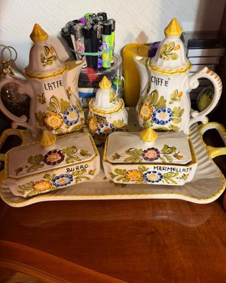 Servizio da Colazione Vintage in Ceramica