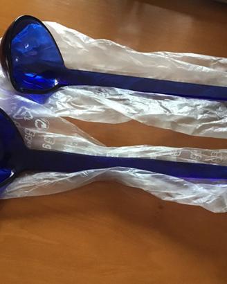 Due mestoli blu marca Guzzini
