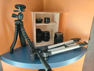 obbiettivi + treppiede + gorilla pod + contenitore