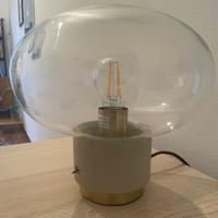 Lampada da tavolo IKEA vetro design moderno