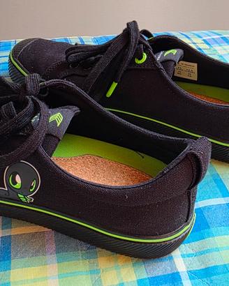 Cariuma X Razer Sneki Snek OCA Low Black