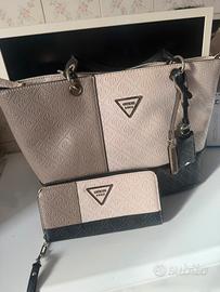 Borsa e portafoglio guess
