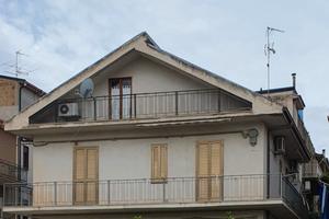 Casa indipendente con giardino a PIETRAPERZIA