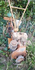 motozappa con carrello e tegole ondulate 