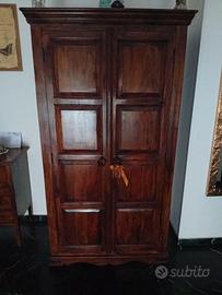 Armadio in legno