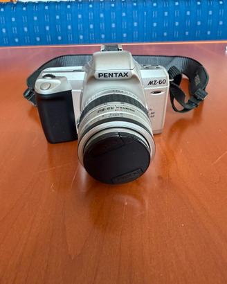 Pentax MZ-60 macchina fotografica analogica 35-80