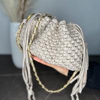 Pouch bag