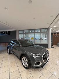 Audi Q3 35 TDI S tronic Business Advanced