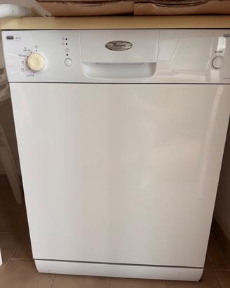Lavastoviglie whirpool ADP 6301
