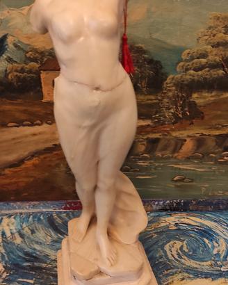 statua Venere in marmo di carrara