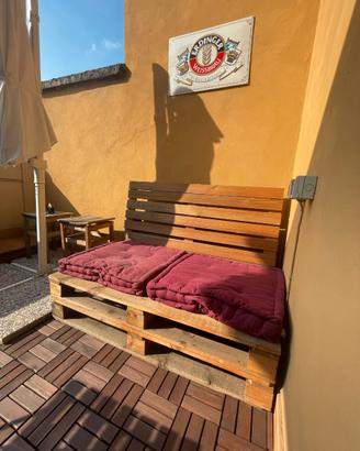 Divano e poltrona in pallet