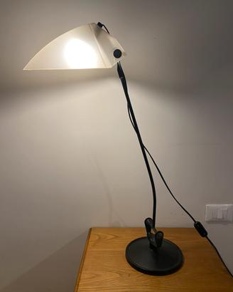 Umberto Riva, Lampada da tavolo modello Dilem