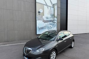 Lancia Delta 1.6 MJT DPF Silver