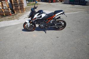 KTM Duke 125 2017