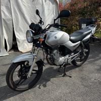 Yamaha ybr 125