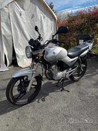 Yamaha ybr 125