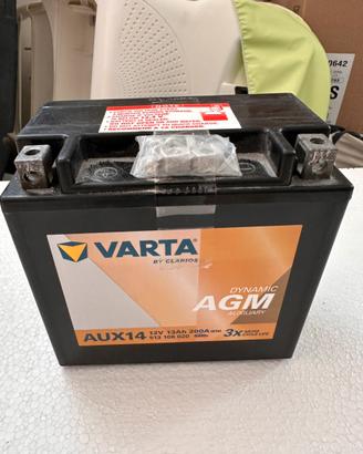 Batteria 12 volt nuova
