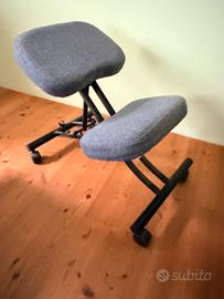 Sedia ergonomica inginocchiata