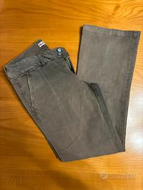 Pantaloni a vita bassa, donna