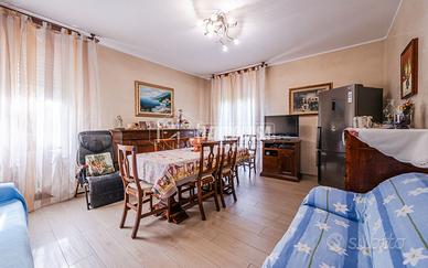 TRILOCALE ADIACENTE AL CENTRO DI MARANELLO