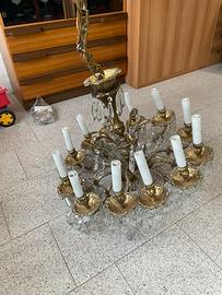 Lampadario Vintage in ottone dorato con cristalli