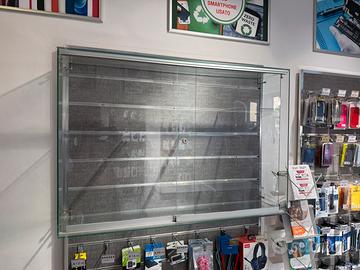 Vetrina negozio per pannello dogato