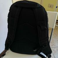 Zaino nero esercito