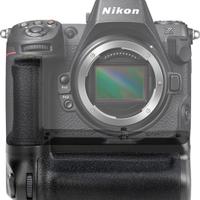 Grip per Nikon Z8 NUOVO mai usato