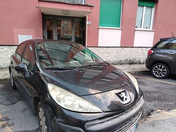 Peugeot 207 1.6 hdi 90cv
