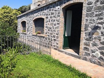 Villetta Aci Castello