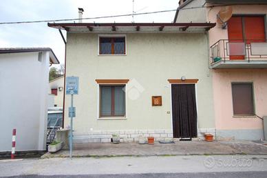 2 LOCALI A CESENA