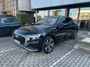 Audi Q8 50 3.0 tdi mhev Sport quattro tiptronic S-