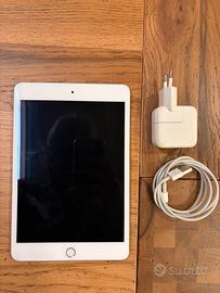 iPad Mini 4 grigio 64 Gb