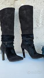 Stivali da donna pelle scamosciata nera Fabi n. 38